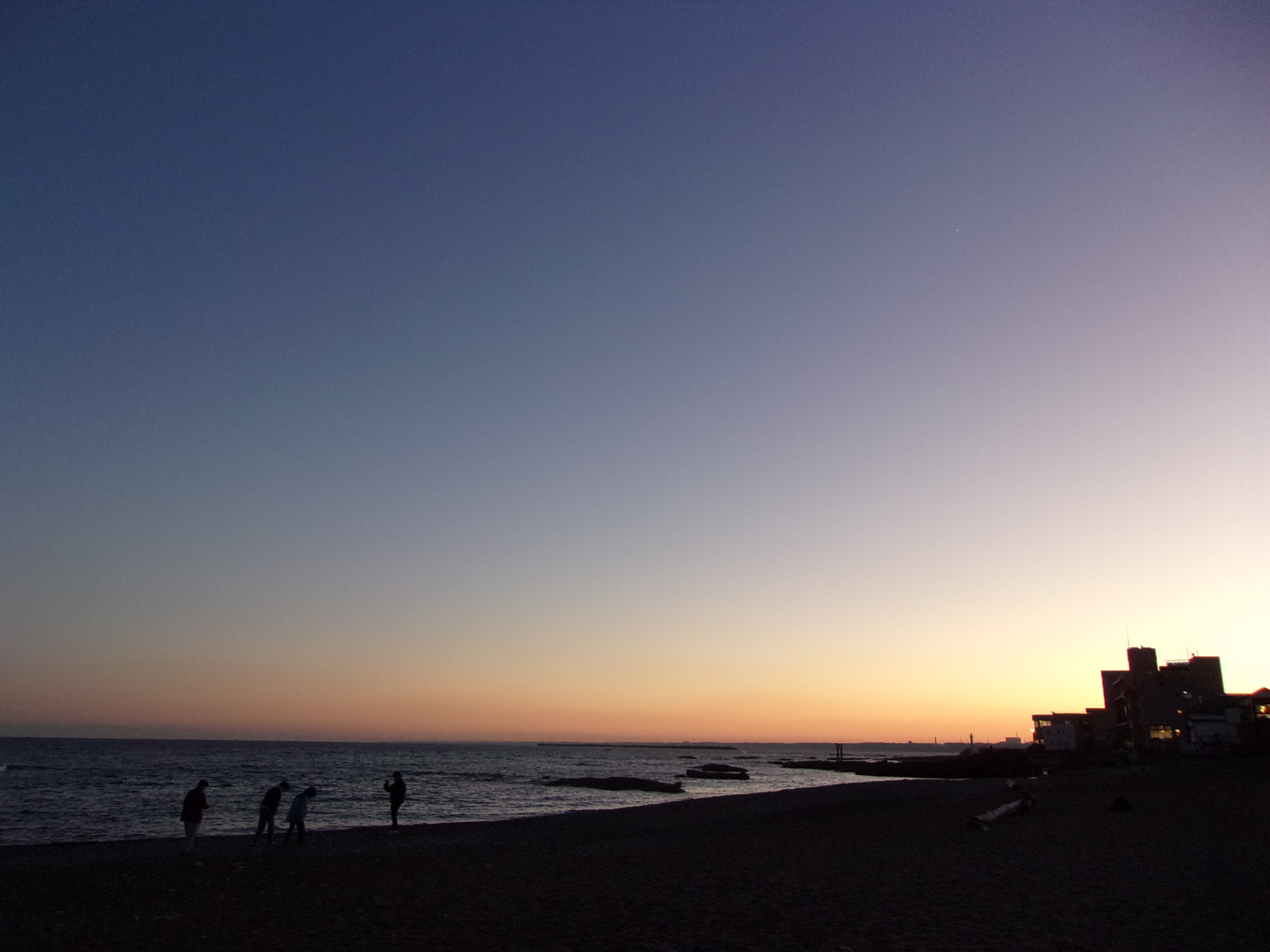 大洗海岸　夕暮れ　241215