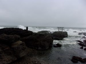 大洗　海　鳥居　250305