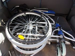 車椅子　250429