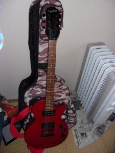 エレキギター　250512