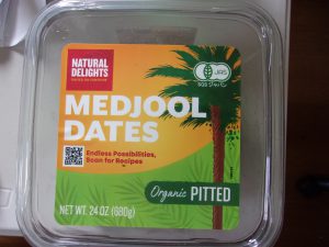 デーツ　ナツメヤシ　250810