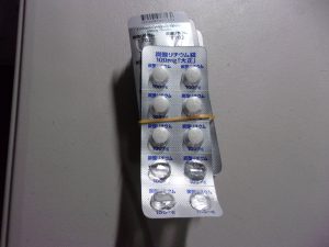 炭酸リチウム　251004