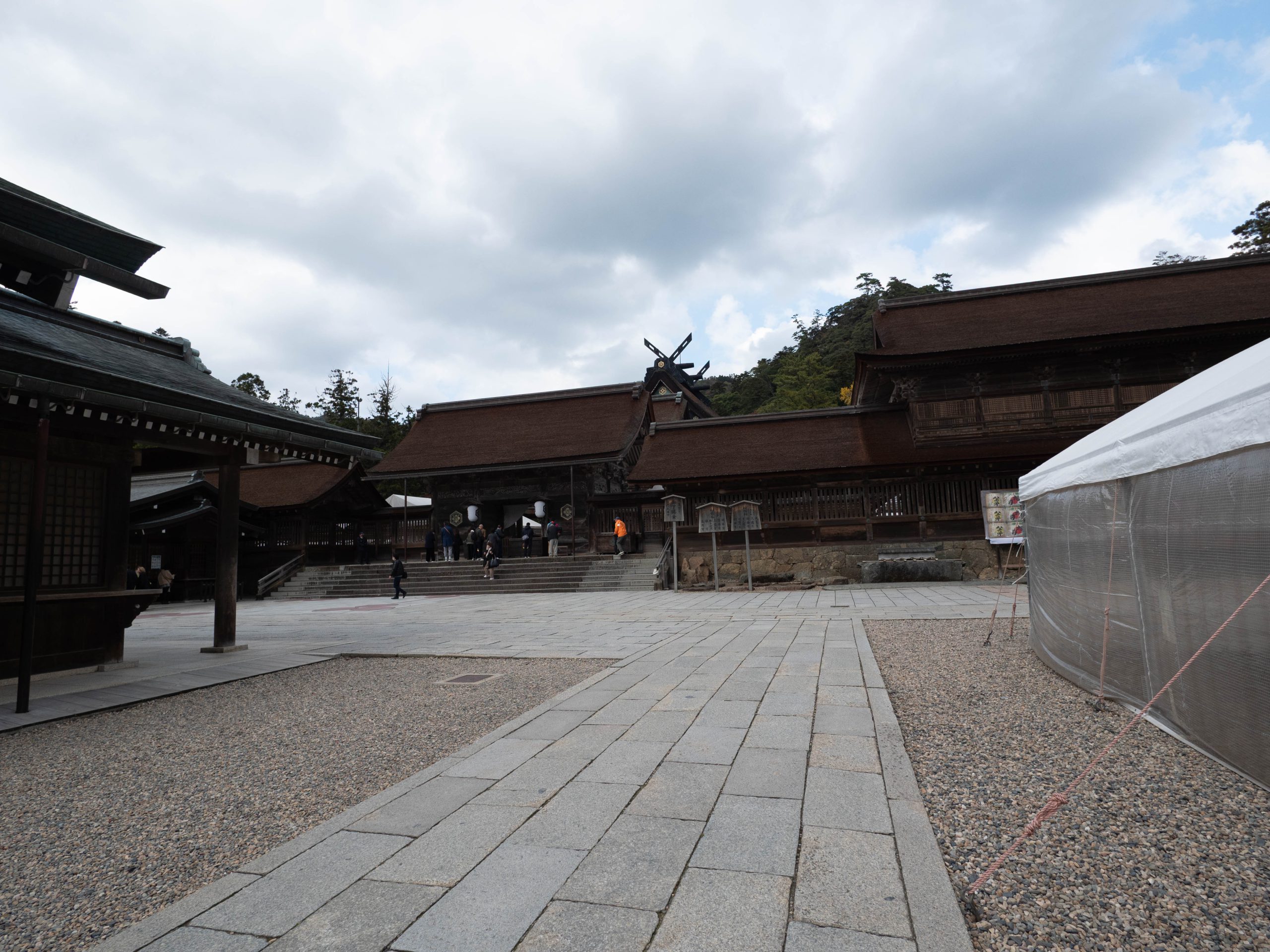 出雲大社　本殿　251124 (1 - 1)