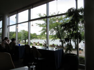 千波湖　カフェ　260821