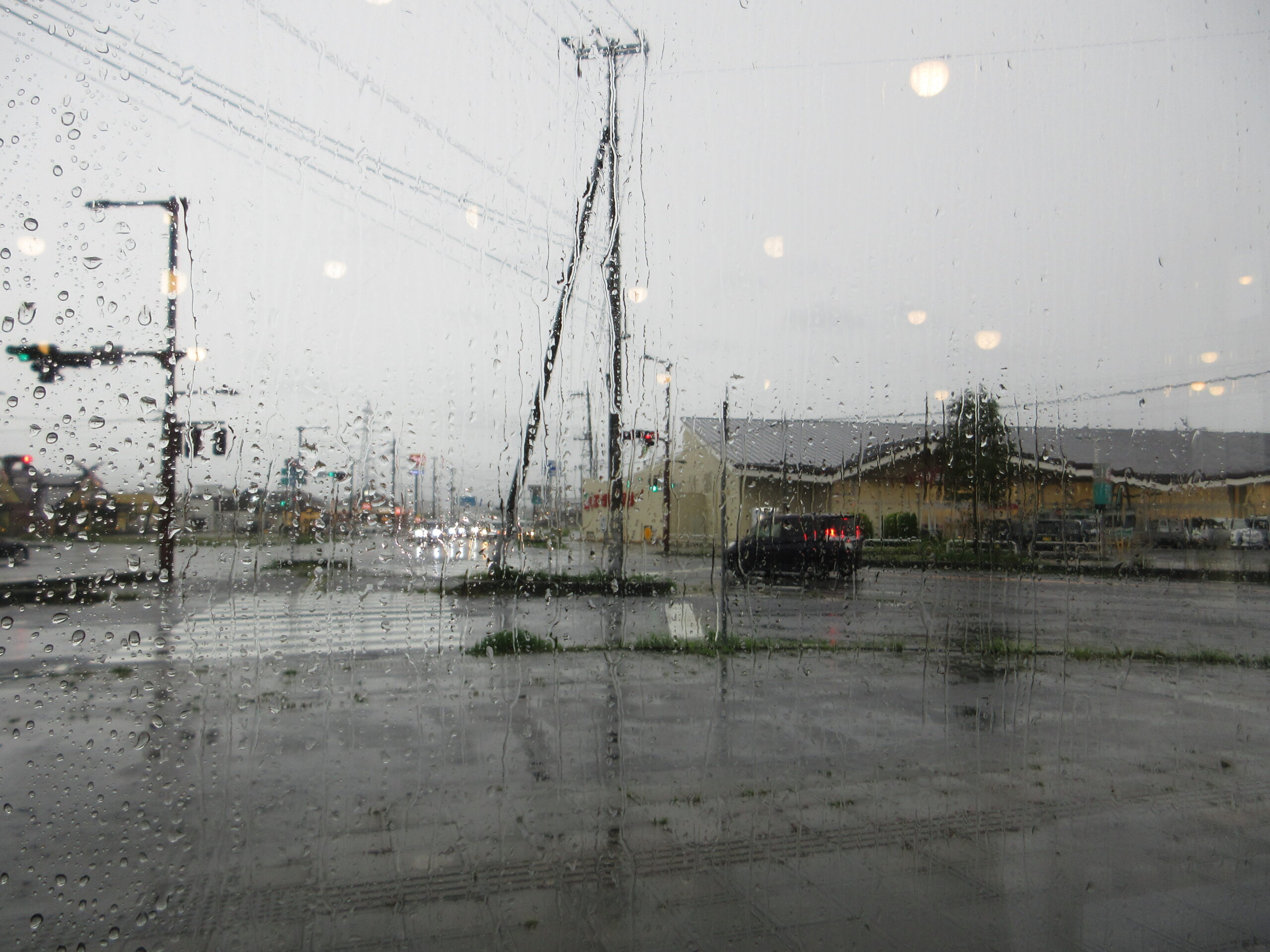 大雨　引っ越し　260927